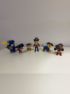 Paw Patrol Pirate Figures Set